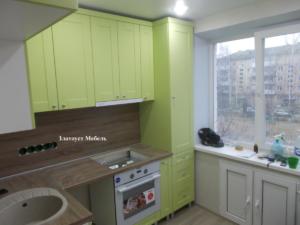 Кухня зеленая 008